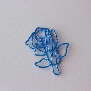Büroklammer Rose Blau